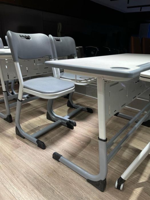 Парта двухместная