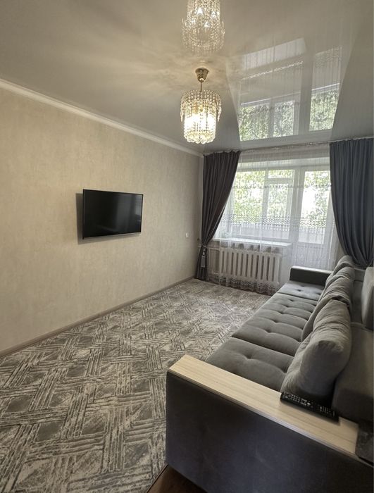 Универса 2 х ком сдается квартира