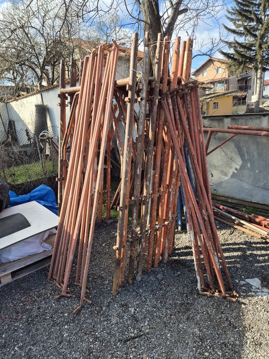 Продавам фасадно скеле 50кв 125.широко