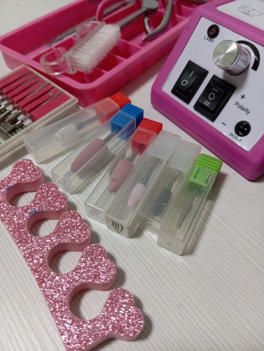 Маникюрный набор (новый)