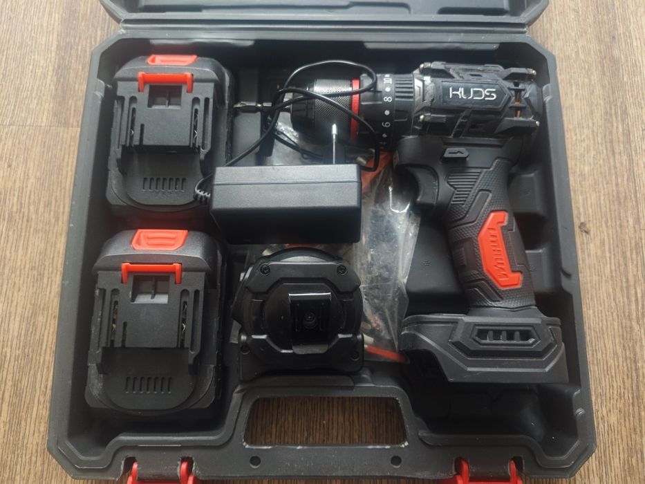 Шуруповёрт безсщётачный