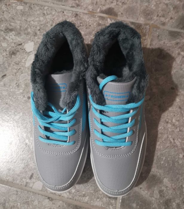 Пухкави маратонки