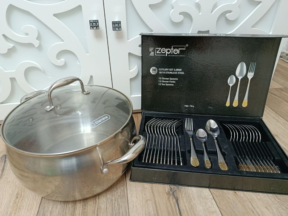 Набор ложек,вилок и кастрюля большая