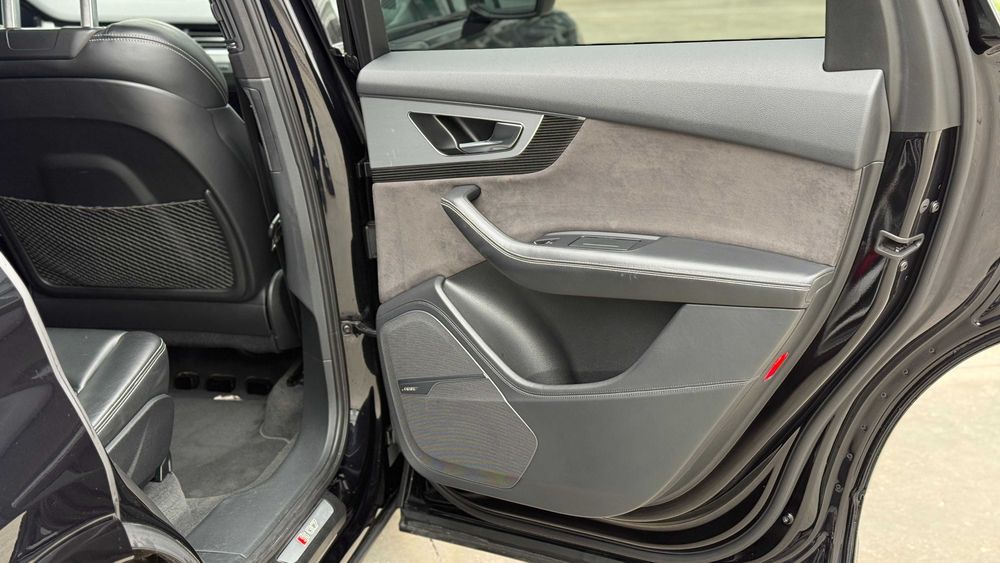 Audi SQ7 S-LINE anul producerii 2017,4,0TDI,435CP QUATRO