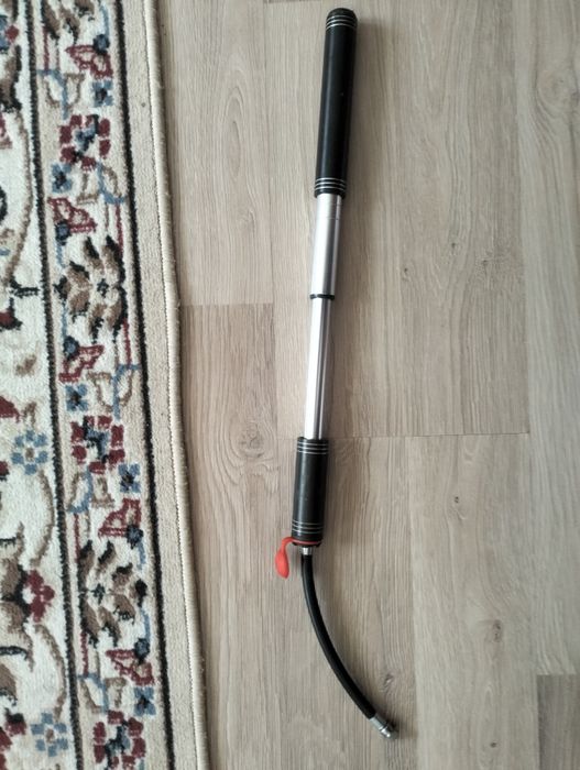 Насос для велосипеда