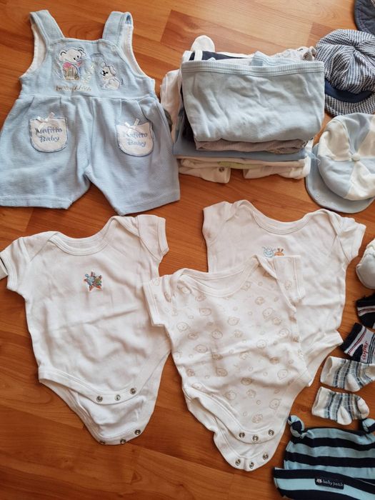 Лот бебешки дрехи за новородено,за момче 50 бр