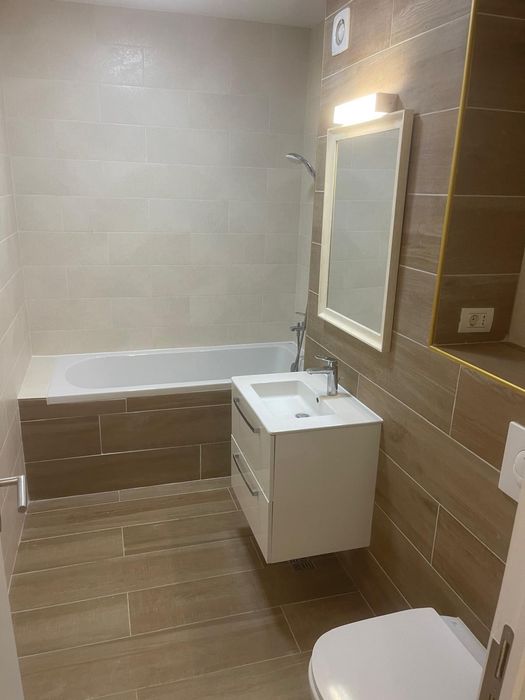 3 camere de închiriat