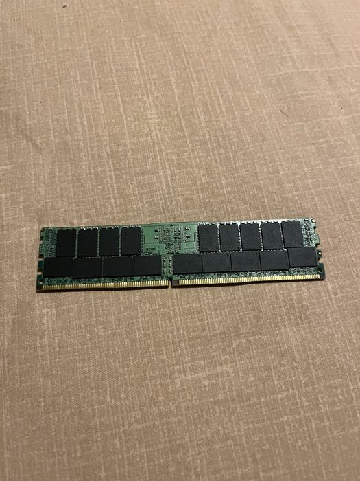 Placuță RAM 32GB 3200 MGhz DDR4