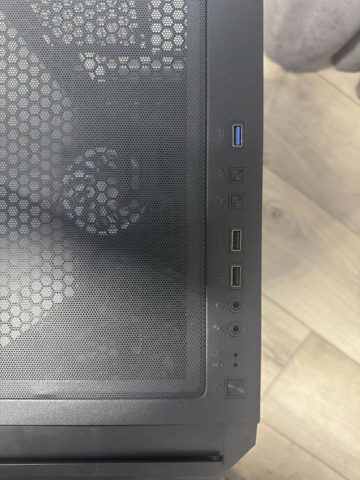 Корпус для ПК  от Wintek