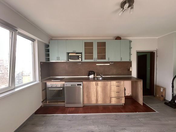 Дава се под наем Тристаен апартамент в Ловеч, Младост - 65 кв.м за 306 € - Снимка #6