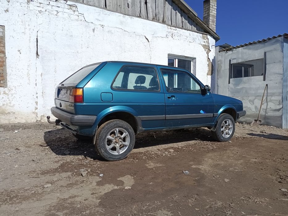 Гольф 2 сатылады