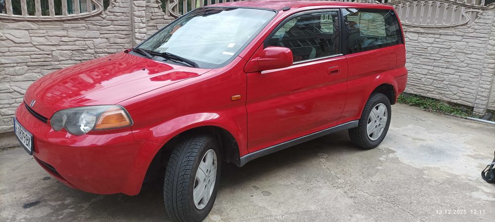 Продавам Хонда HR-V