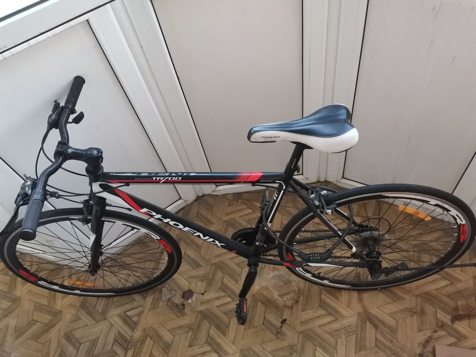 Велосипед шоссейный феникс