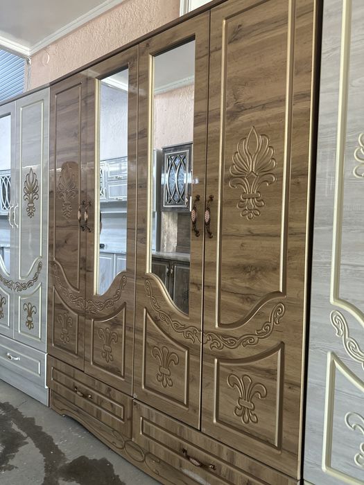 Шифоньер классический крашенный мдф