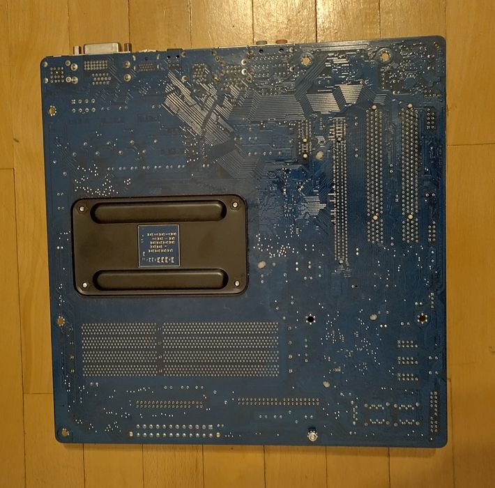 Placa de baza Gigabyte socket AM3, hdmi, Athlon 3.4Ghz+Cooler, testata