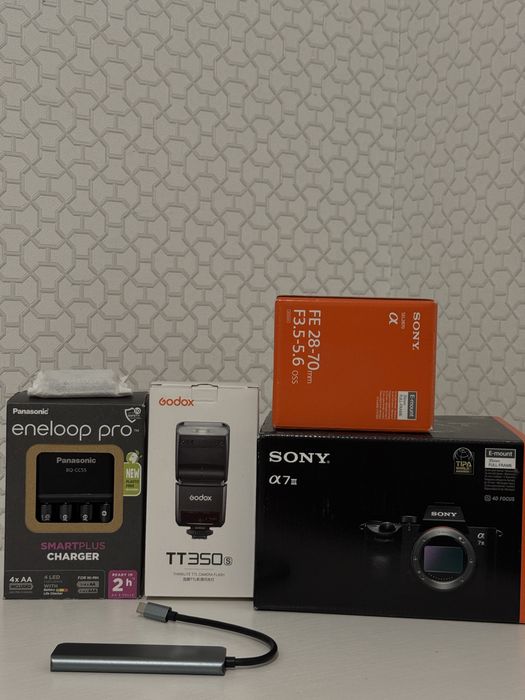 Sony a7 iii + комплект срочно продам