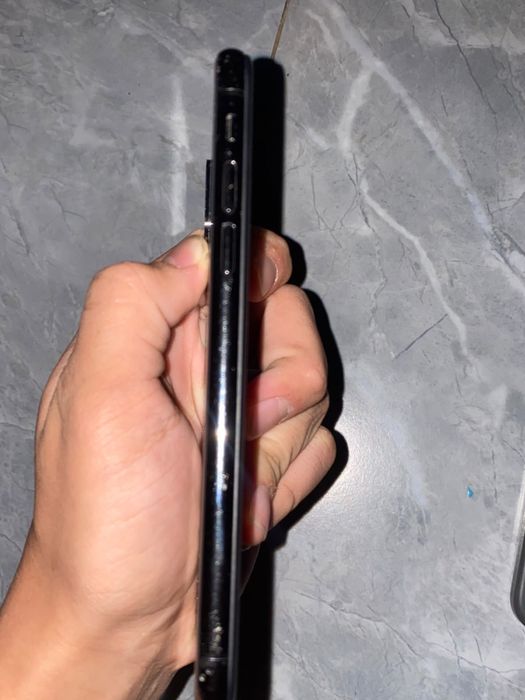 iPhone X 256 гб обменяю