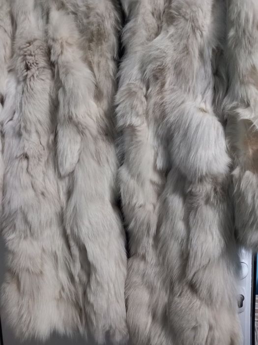 Палто от сребърна  лисица  размер XXL