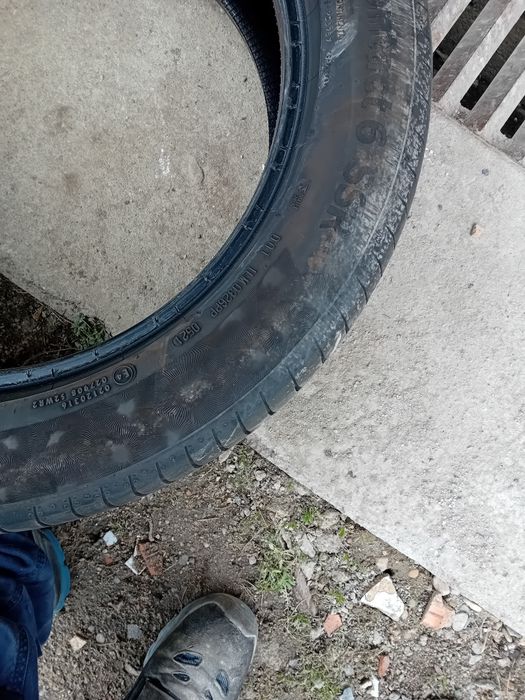 255/45/19;245/50/19