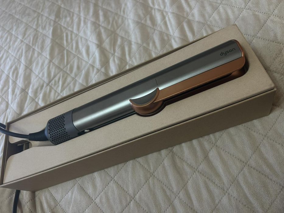 Dayson преса сешоар