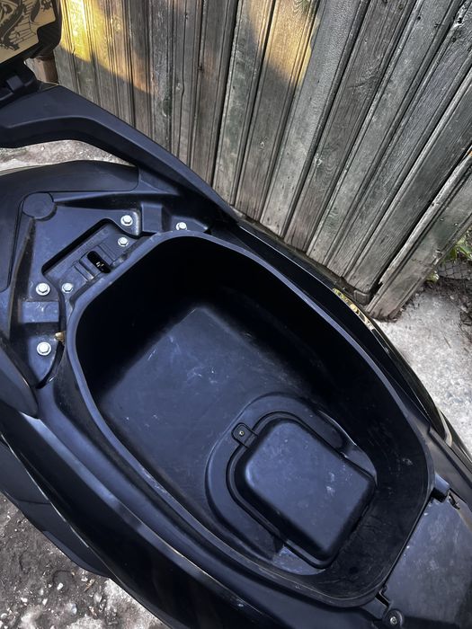 Продам максискутер Y-Max