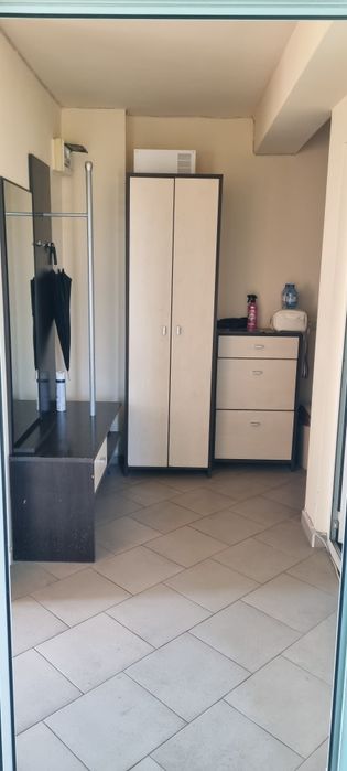 Дава се под наем Двустаен апартамент в Варна, Левски - 100 кв.м за 408 € - Снимка #1