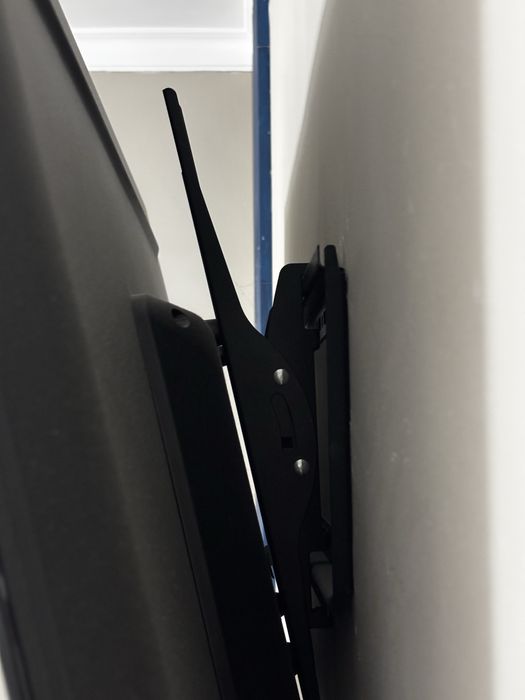 Телевизор Haier 109см