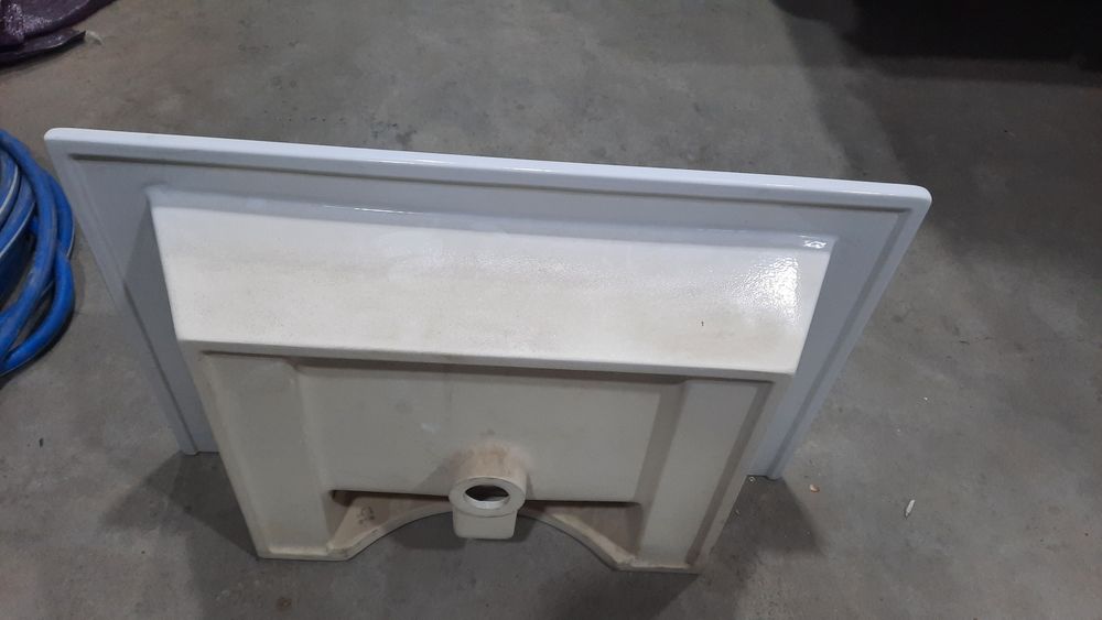 Раковина российская KIROVIT ширина 75см дилина 48 cm