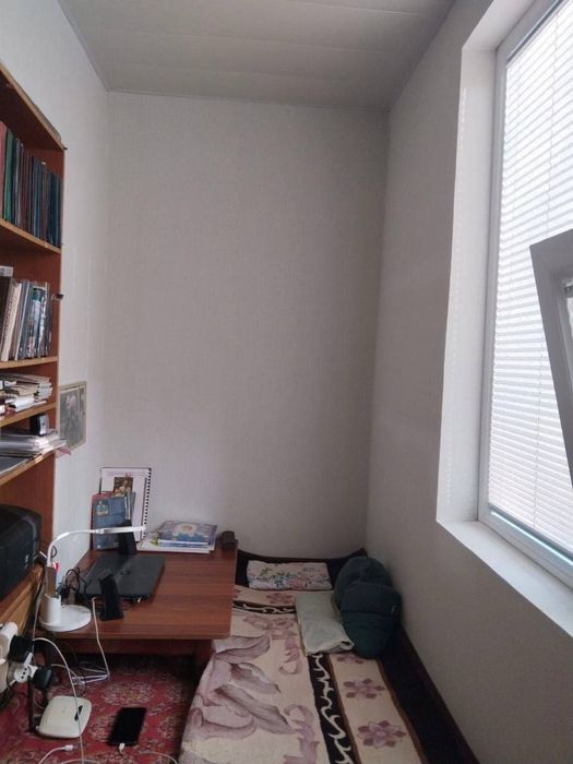 Юнусабад 15 1/1/4  галерейка