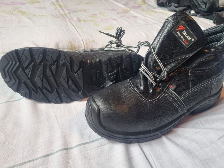 Продается спец одежда, обувь