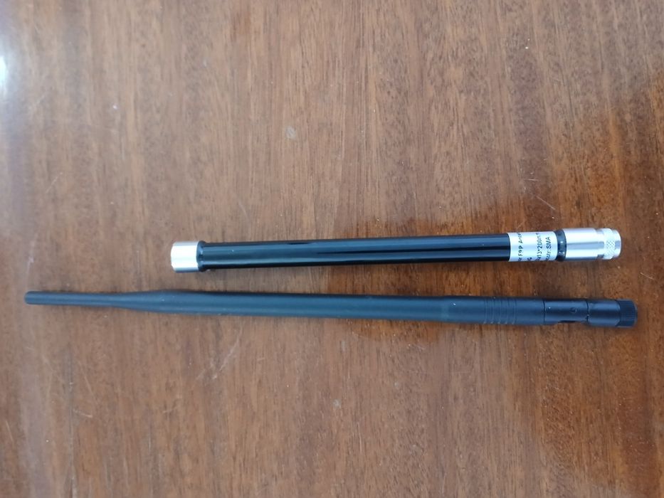 Прикормочный кораблик с эхолотом