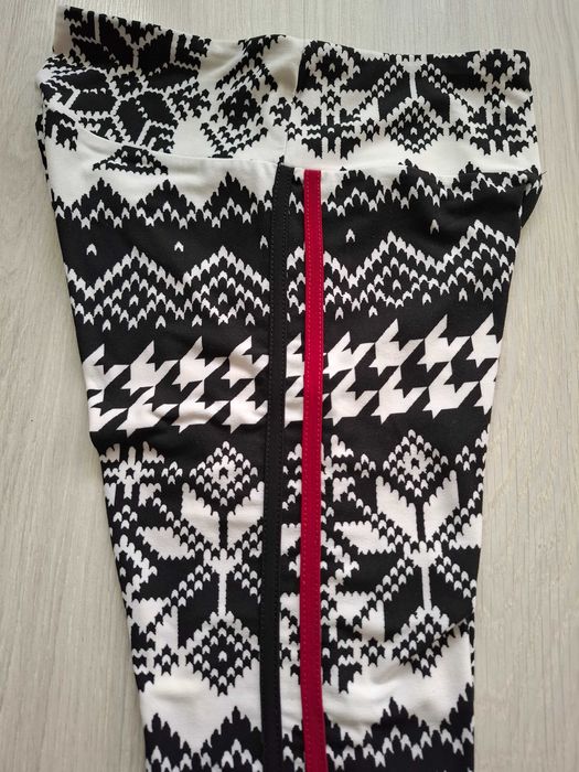 Дамска долница / Джегингс и Еластичен Клин, Чисто Нови, размер S