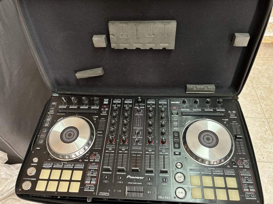 Pioneer DDJ SX2 конзола