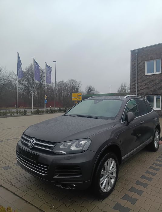 VOLKSWAGEN Touareg 2011 — imagine 1