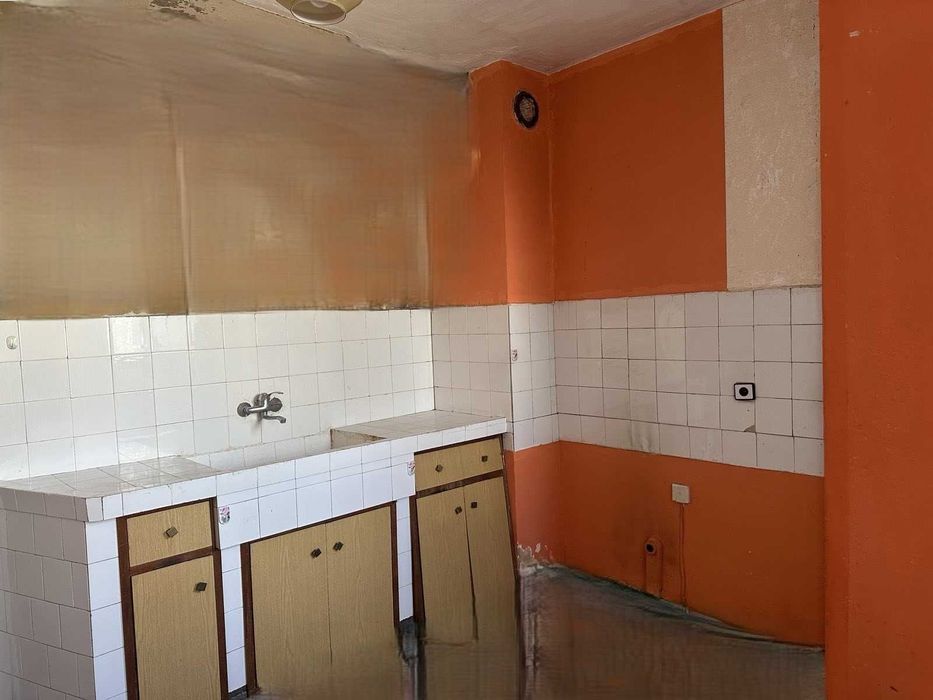 Продава се Едностаен апартамент в Стара Загора, Център - 35 кв.м за 1600 €/кв.м - Снимка #2