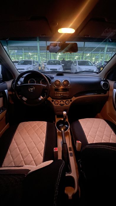 Нексия 3 Бежевый салон 2018 4-поз