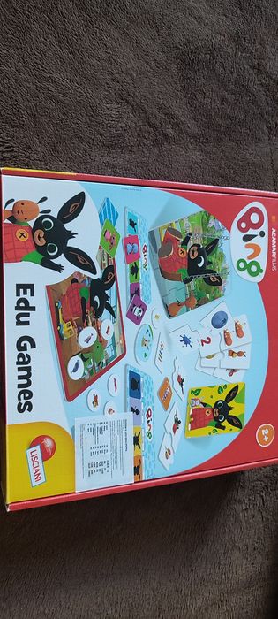 Нови Играчки,/сортери/пъзели