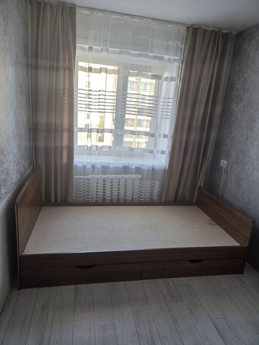Продам Кровать 200х100