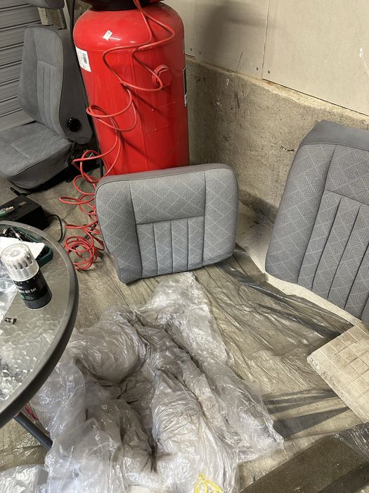 Седалки за w124 купе