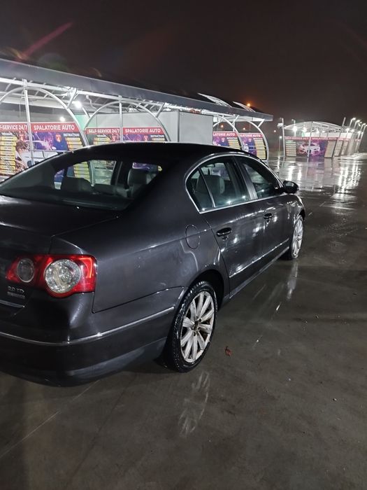 Vand sau schimb pasat b6