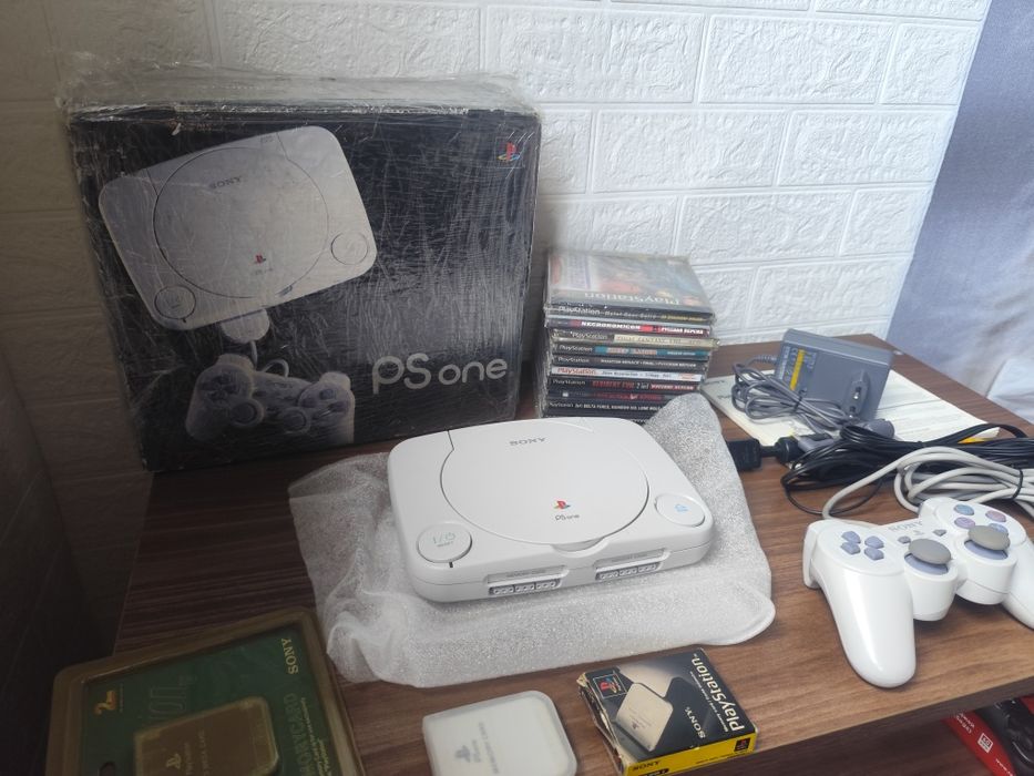 Продам ps one / ps1