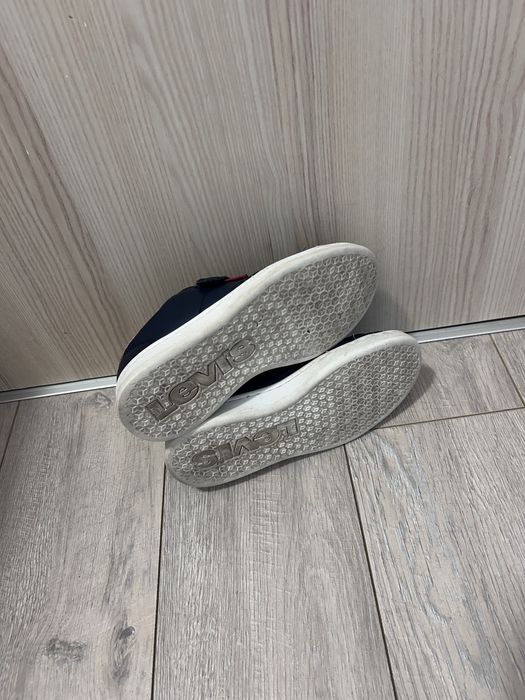 Pantofi sport Levi’s piele nr 32