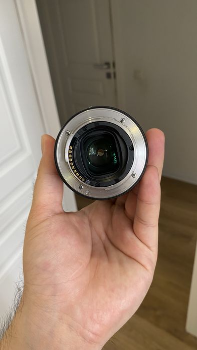 Sony FE 35mm 1.8
