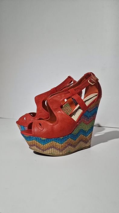 Продам босоножки, 40 размер