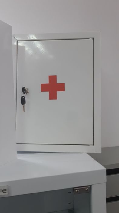 Продам шкафы медицинские