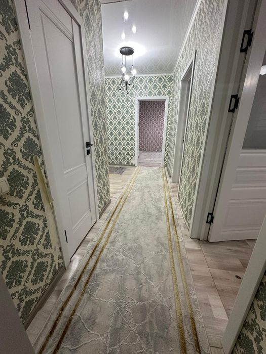 Продам 2х комн. Квартиру Достык 36/3