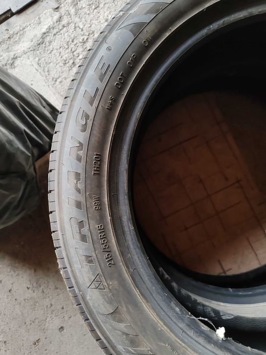 Шина б/у 215 /55R18