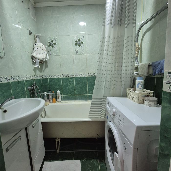 Продается 3х ком кв Назарбаева 8