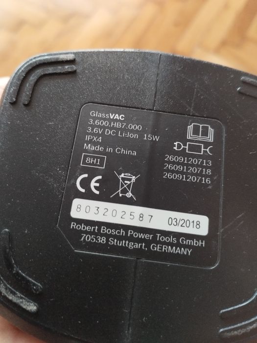 De vânzare accesorii Bosch glassvac accesorii și încărcător este defec