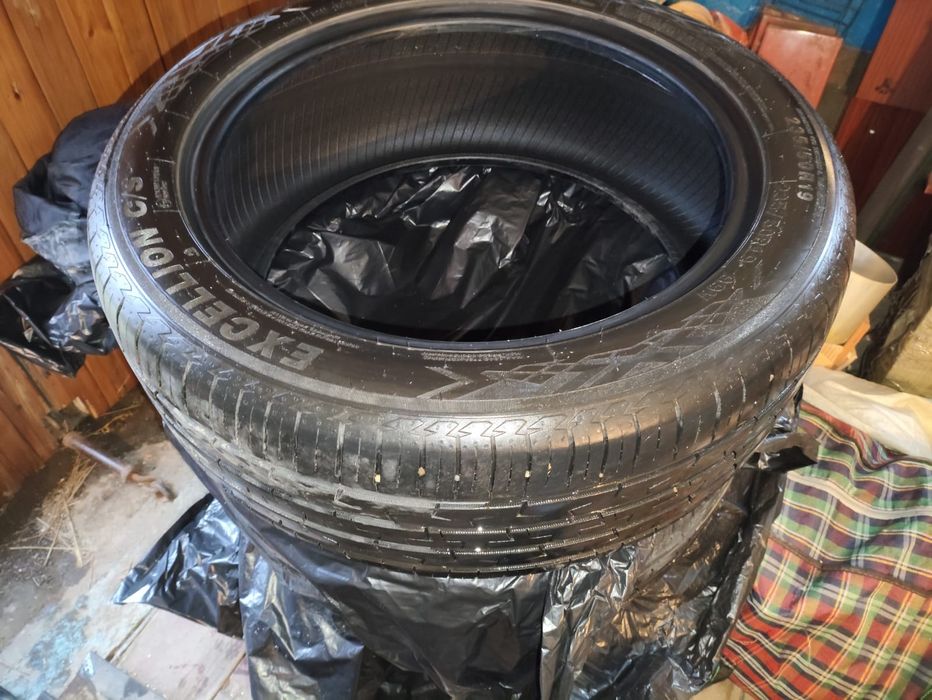 Продам шины 235/55/r19 новые